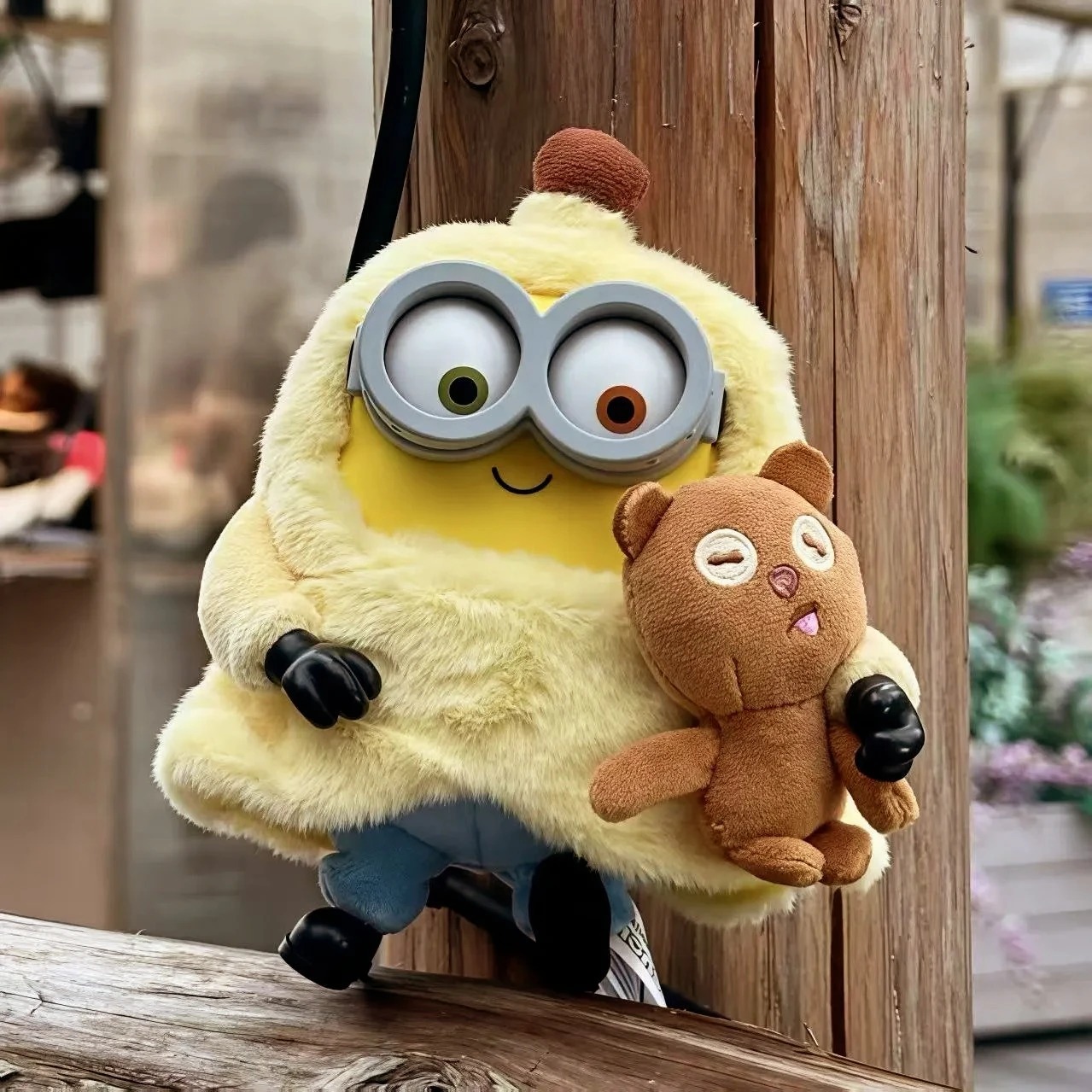 Hot Nieuwe BOB&TIM Minions Bet - Cosplay Fire Prop recensie en prijs